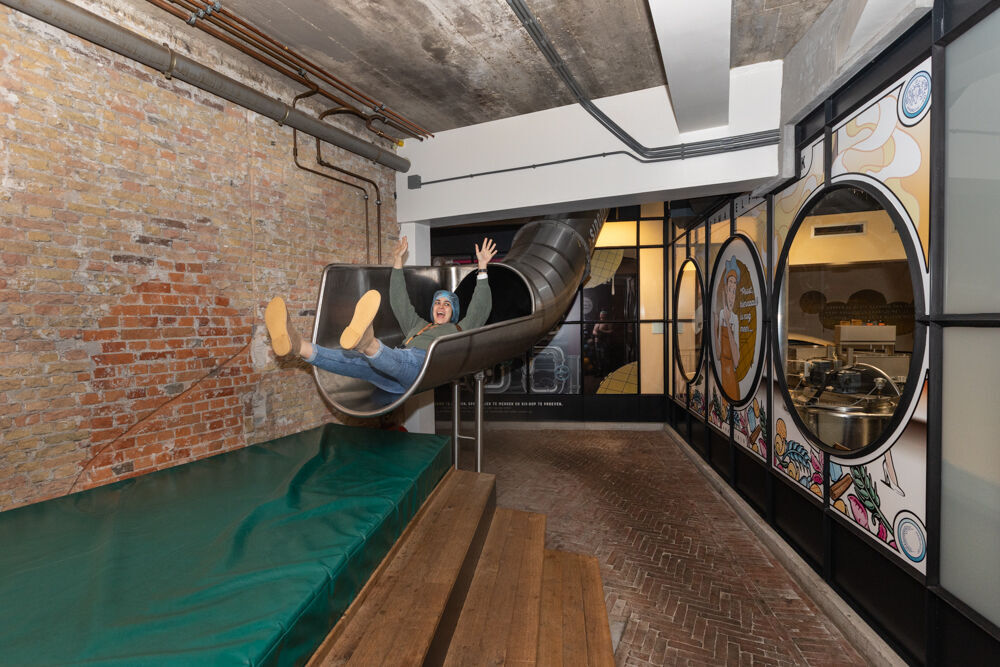 Wat te doen in Gouda: Ontdek de Siroopwafelfabriek in Gouda